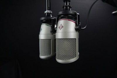 microphone-772577_640
